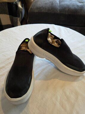 Oofos OOmg eeZee Black Comfort Sneaker Shoes Size 9 womens